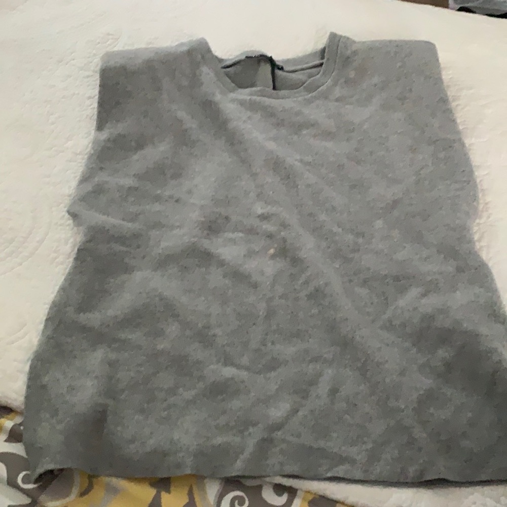 Sleeveless shoulder pad top